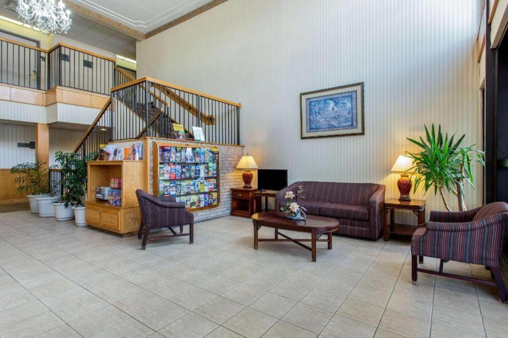 Quality Inn Surfside Beach Eksteriør billede
